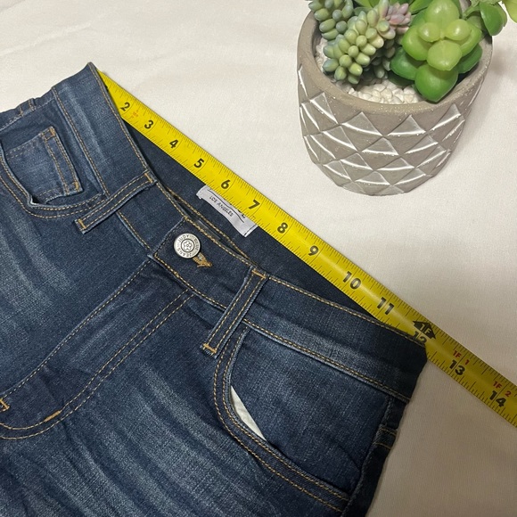 Judy Blue women’s Skinny jeans - Picture 6 of 9